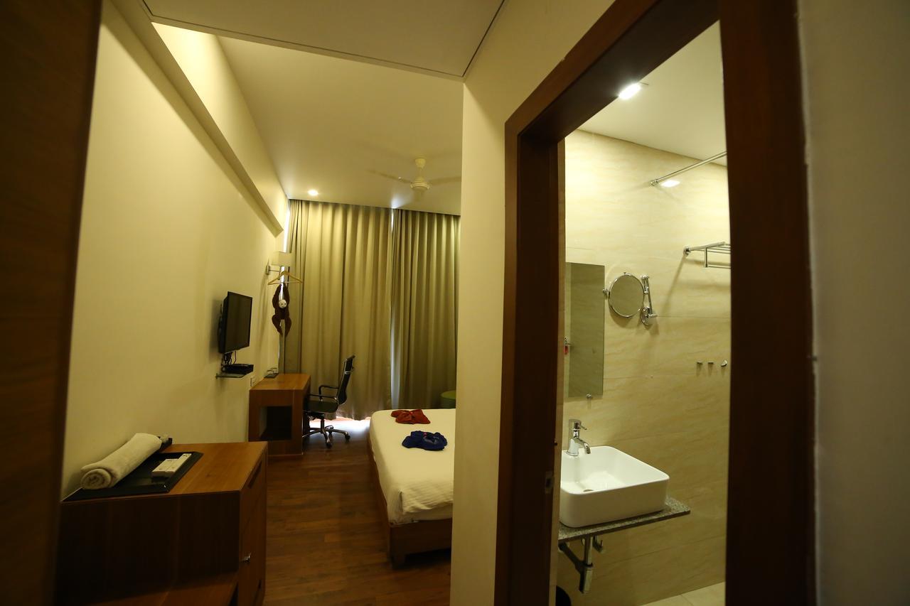 Hotel Anantaragreens Disa エクステリア 写真